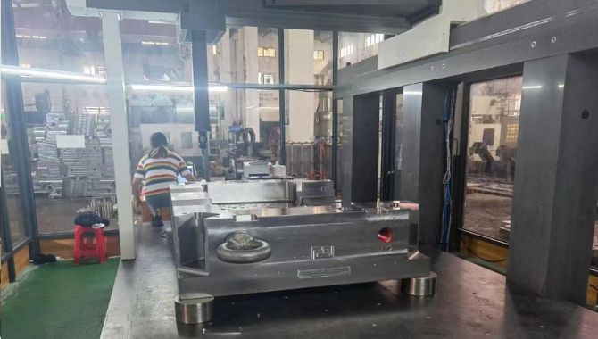 CMM inspection room for die casting mould size checking