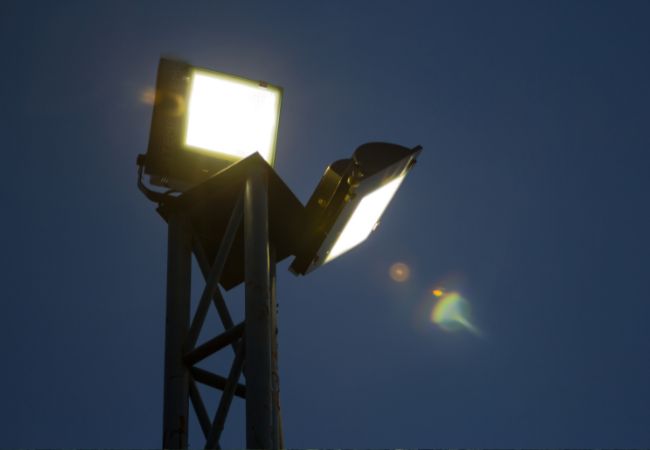 LED flood light for beach party