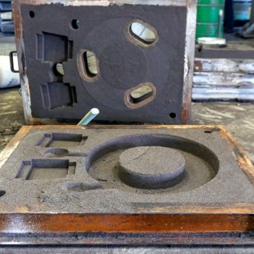 sand casting company make sand casting mould with sand